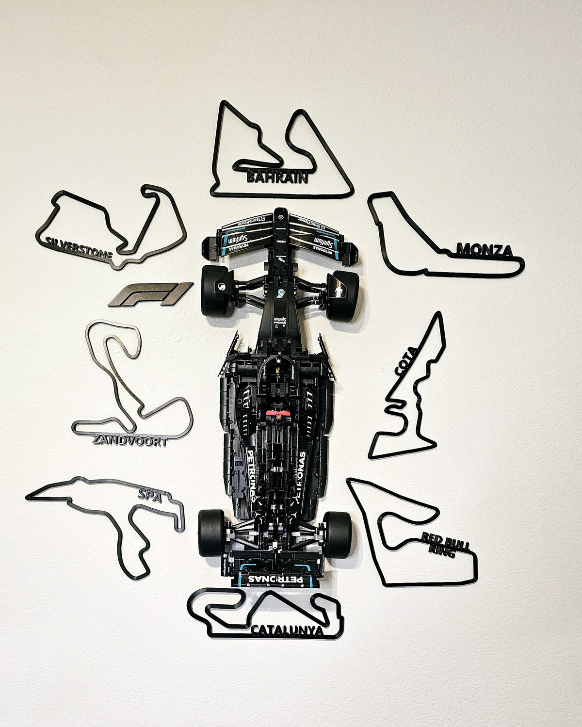Formula One Race Tracks Carbon Fiber Look Wall Art - 2026 F1 Schedule